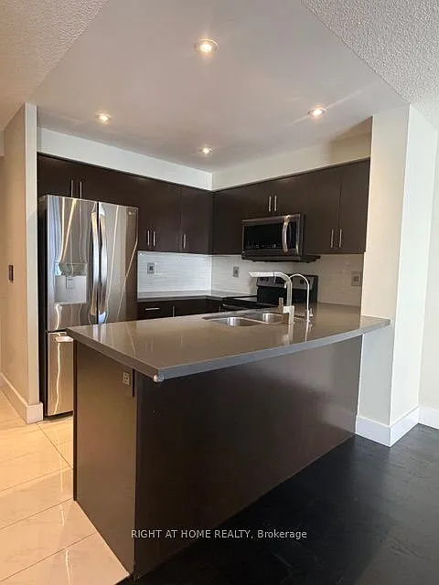 Building Photo - 3 Michael Power Pl #1002