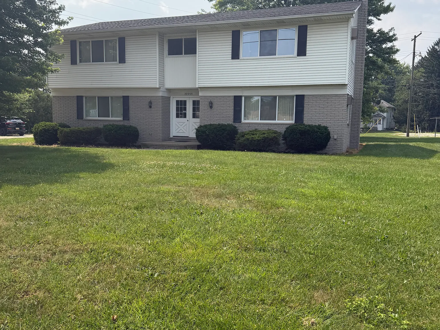 2 bed, 850 sqft, $990 — Photo 1