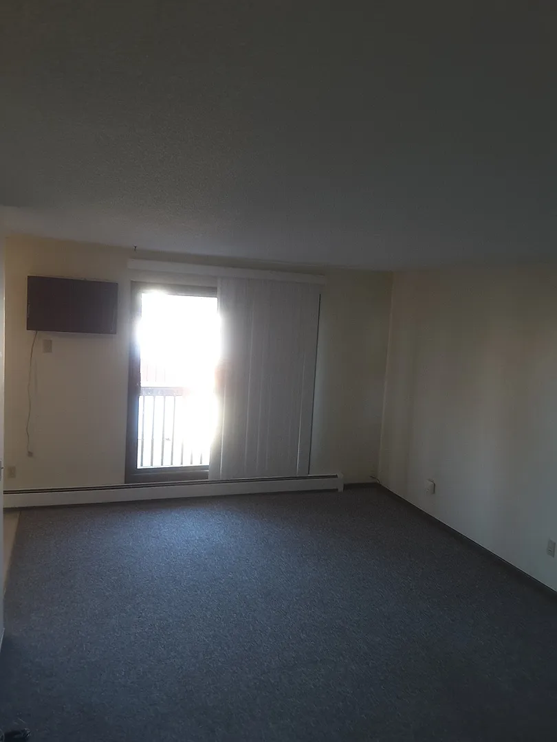 Janeville Apartments — Photo 3