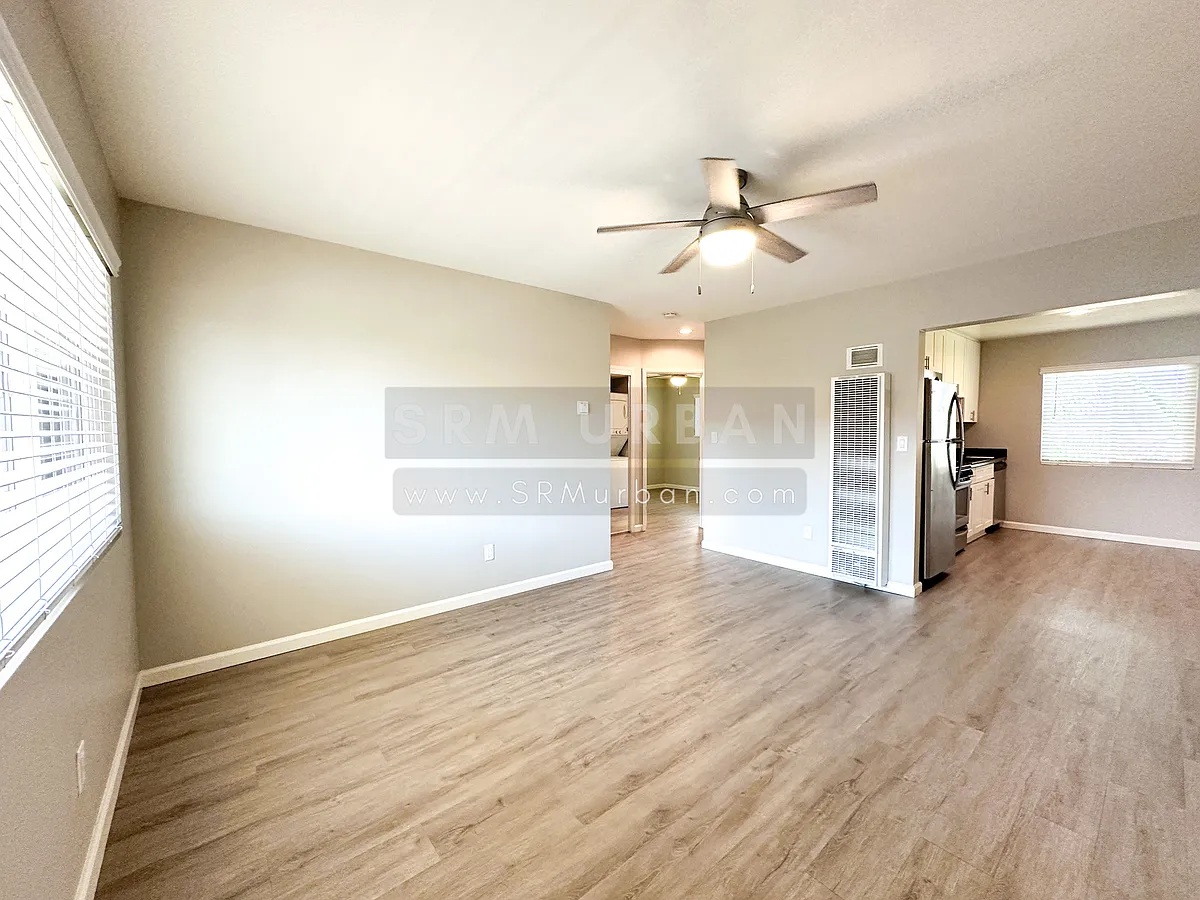 Building Photo - 4570 Wilson Ave #M