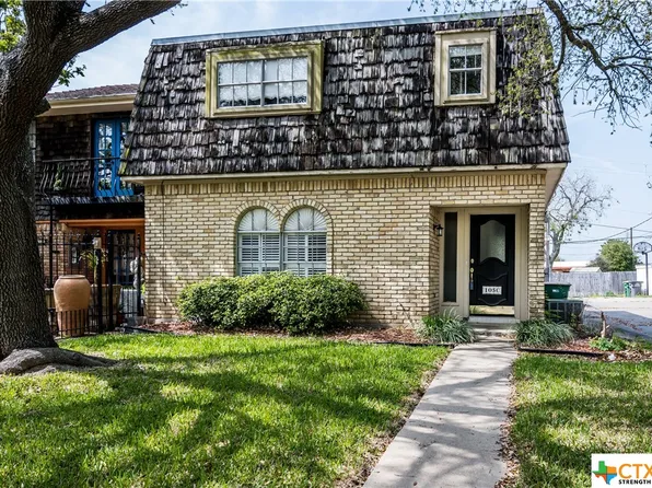 105 Westwood St #C, Victoria, TX 77901