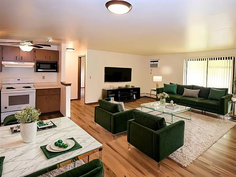 Henry Street Apartments — Photo 3