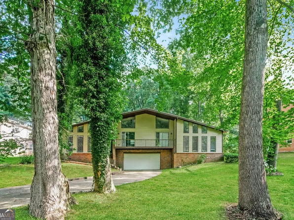 6290 Shallowford Way, Douglasville, GA 30135