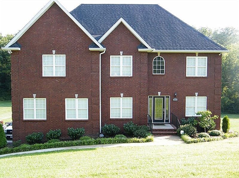 1st image of 1661 Hunters Ln
