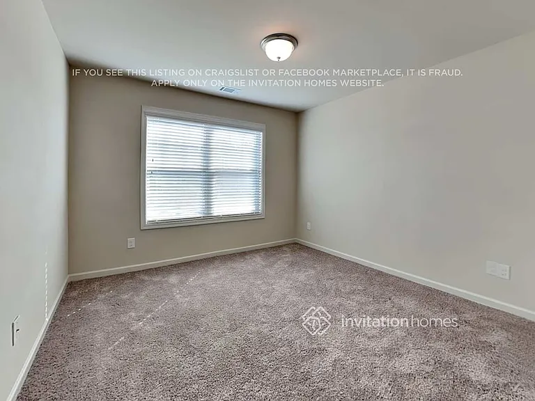 105 Moss Dr — Photo 15