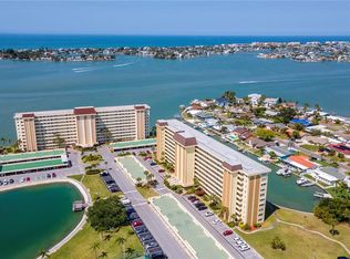 4725 Cove Cir APT 804, Saint Petersburg, FL 33708