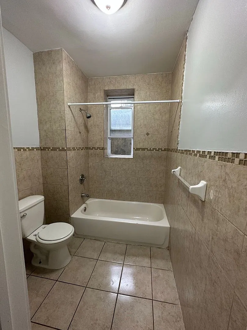 422 - OM 422-426 5th Street LLC — Photo 2