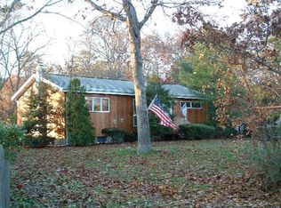 26 Westbury Rd, Hampton Bays, NY 11946