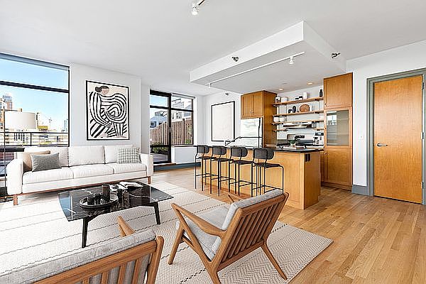 1st image of 125 Court St APT 9NH
