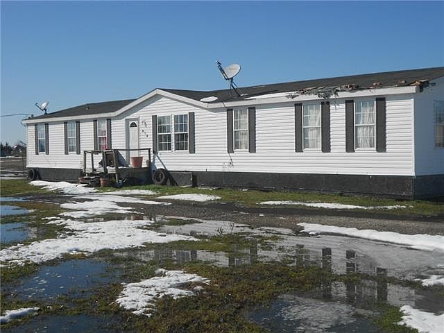 1st image of 373 Crowell Ln