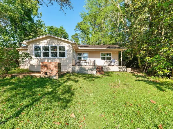 609 Dog Track Rd, Pensacola, FL 32506
