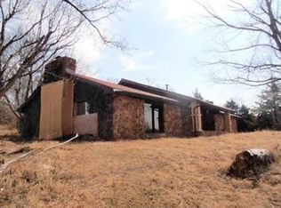 1439 N Rock Cliff Rd, Ponca City, OK 74604