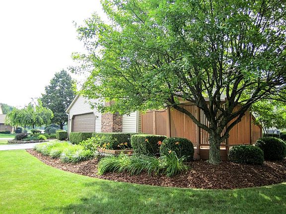 3rd image of 10224 Fairfax Dr NW