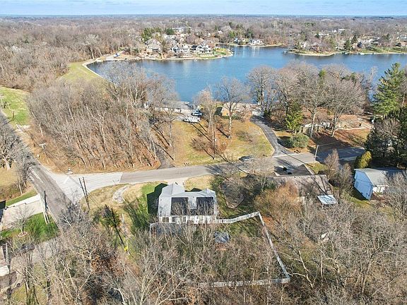 2nd image of 101 Barnett Dr