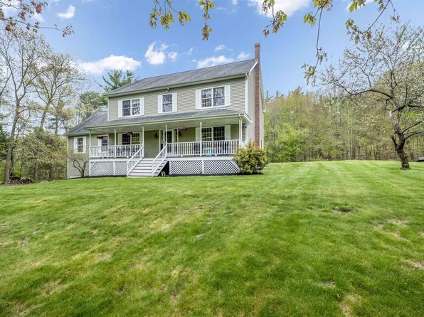 278 Long Hill Road, Dover, NH 03820