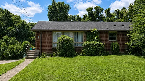 809 Rose Park Dr Photo 1