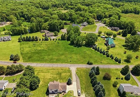 3rd image of 0 Iosco Mountain Rd E