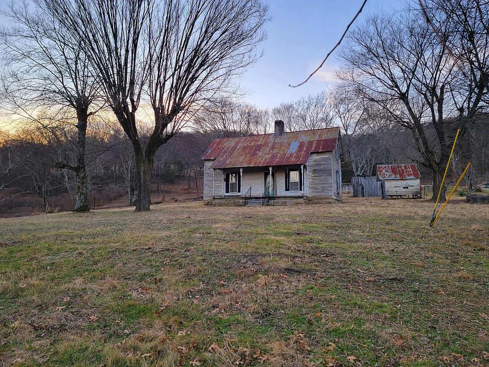 135 Lock Seven Ln Carthage TN Zillow