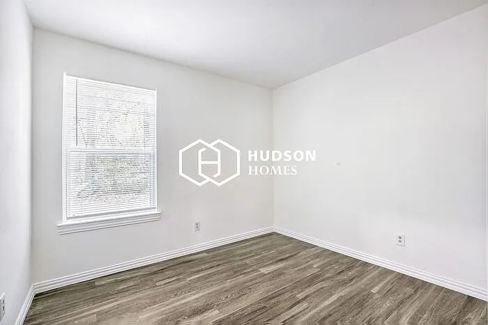 1205 Booker St — Photo 7