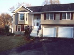 4 Tory Fort Ln, Worcester, MA 01602