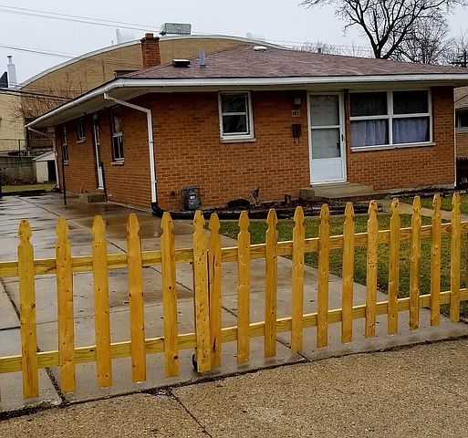 1st image of 14 N Sumac Ave