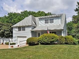 1322 Birchwood Ave, Abington, PA 19001