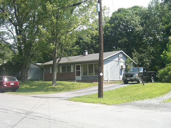 Summer 2007, 29 Overlook Sideview