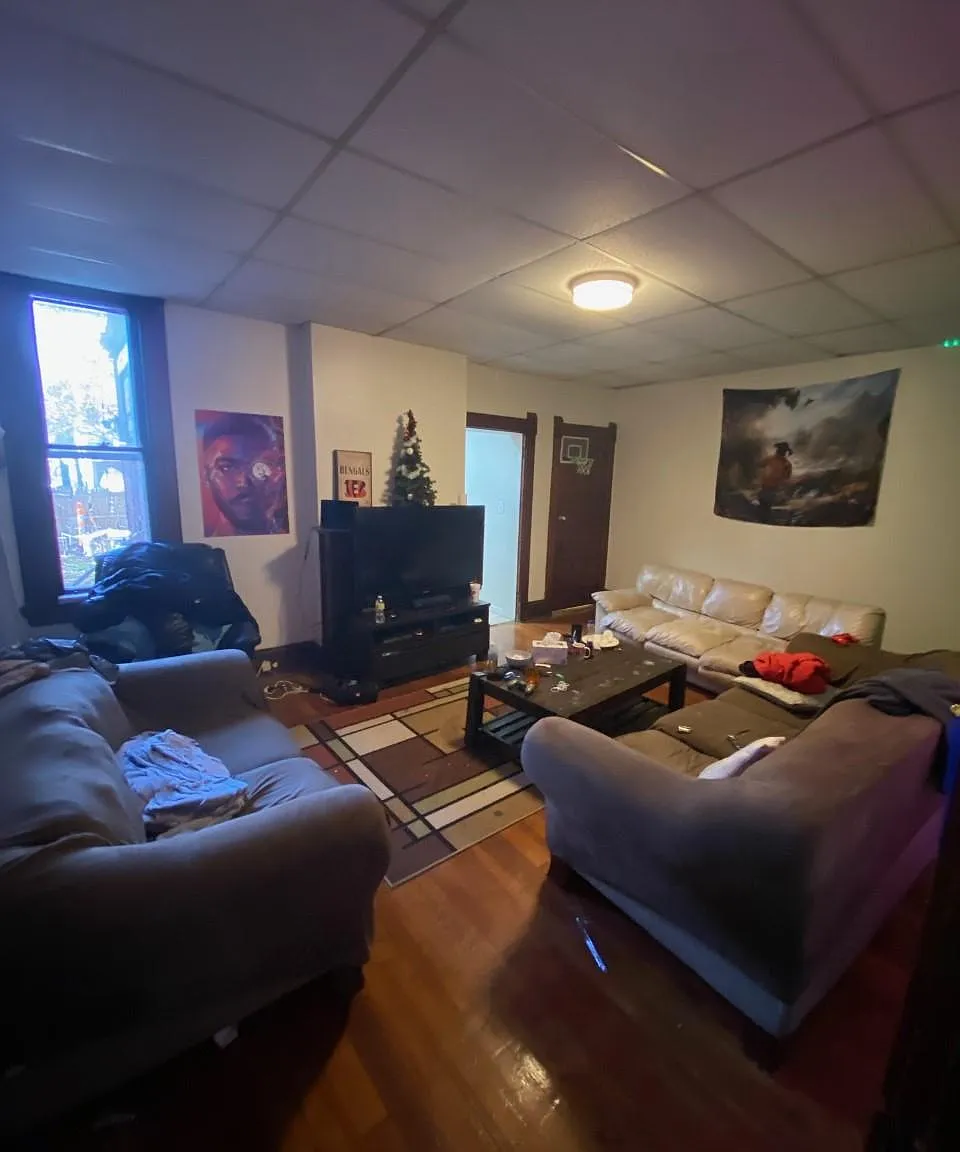 5 bed, 1921 sqft, $3,500 — Photo 4