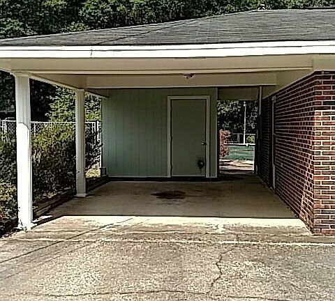 3rd image of 819 N Woodland St