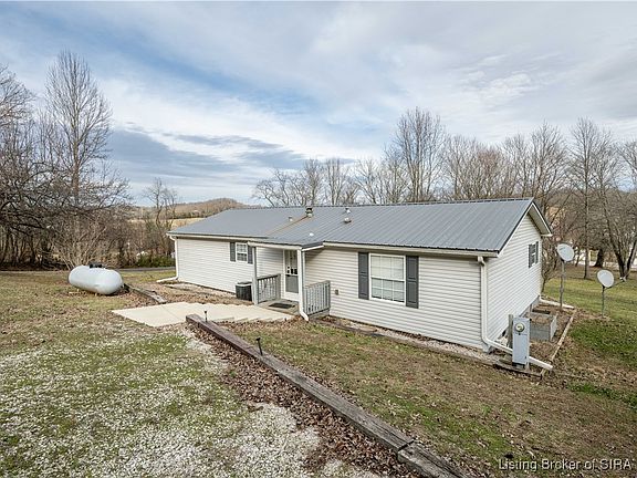 2nd image of 5045 Cardinal Drive NW