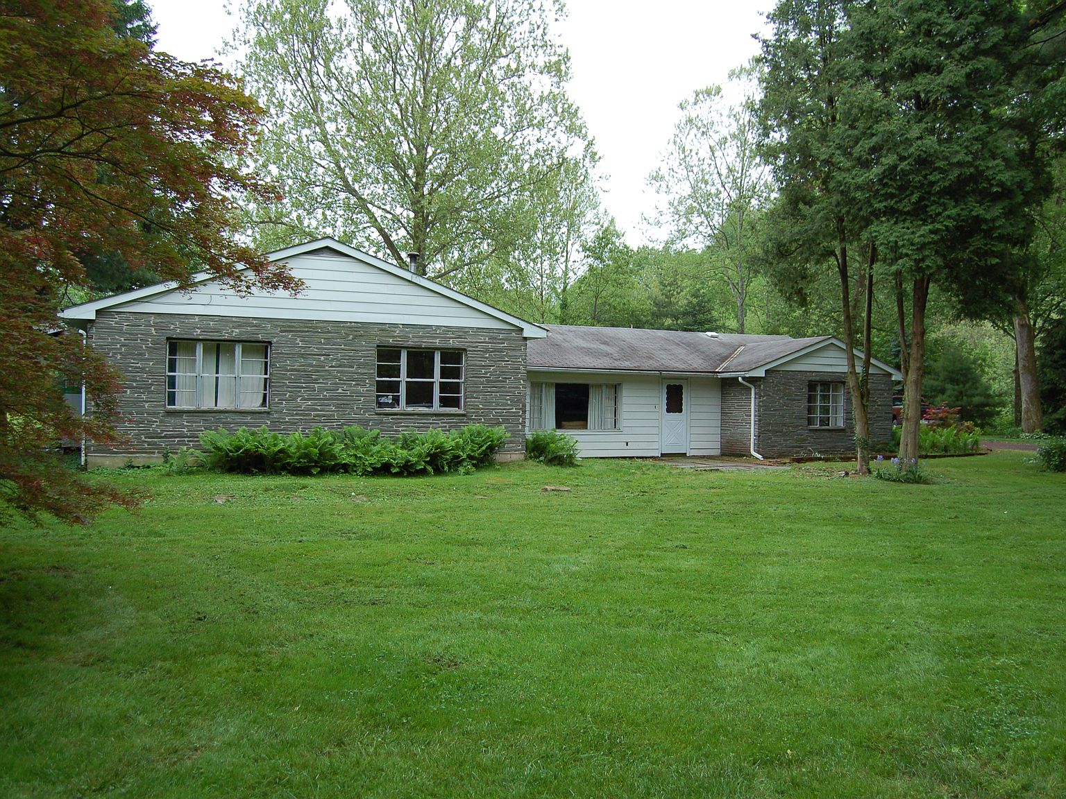 5 Spring Mount Rd, Schwenksville, PA 19473 Zillow