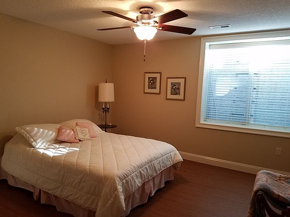 Lower Level bedroom -3rd bed