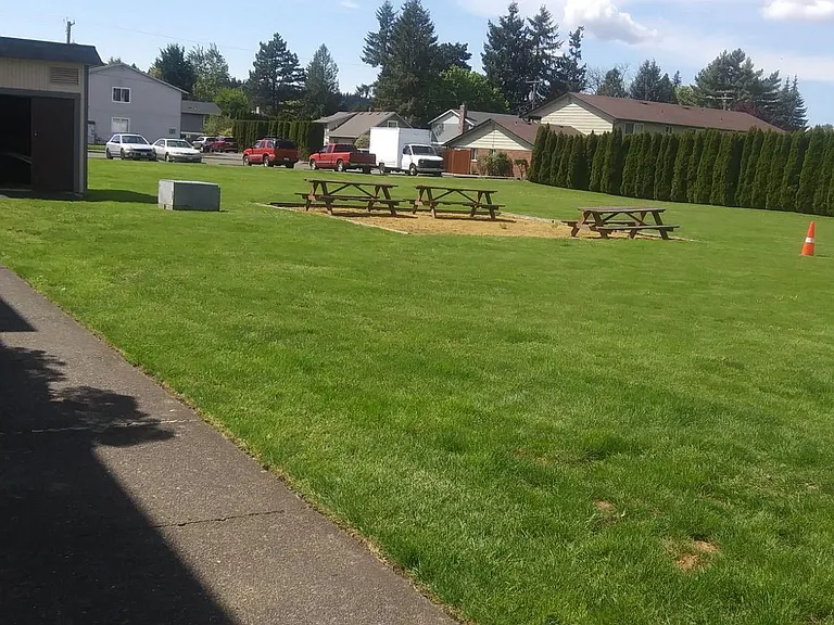 Whitworth Apartments — Photo 7
