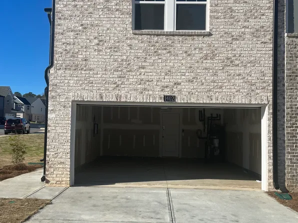 1402 Villageside Ct, Lawrenceville, GA 30043