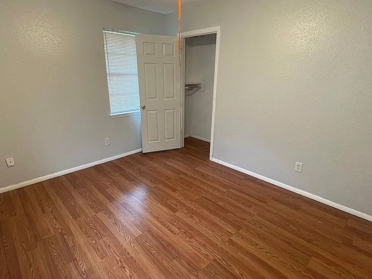 311 Dogwood Dr — Photo 9