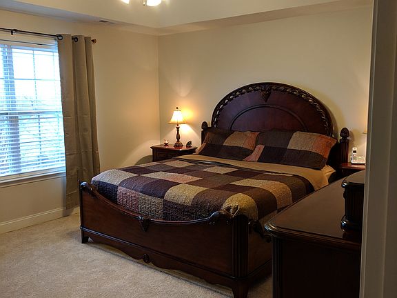 Master Bedroom 16 x 14