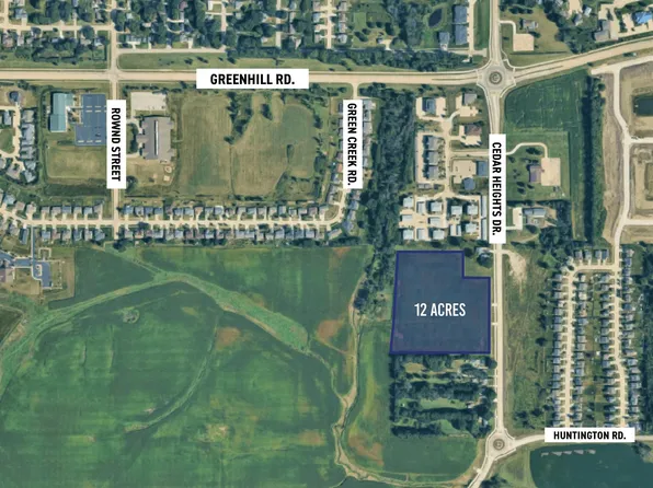 Cedar Heights Dr, Cedar Falls, IA 50613