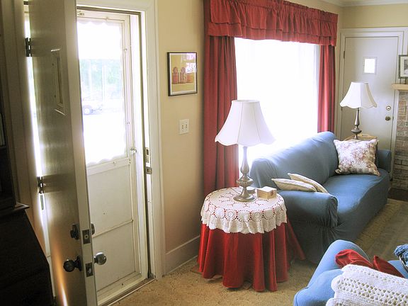 L rm front door & window