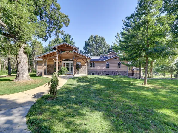 23637 Quinn Rd, Sterling, IL 61081