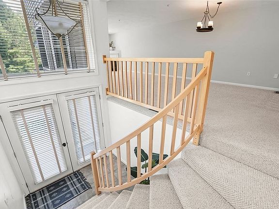 5th image of 2503 Old Bridge Ln