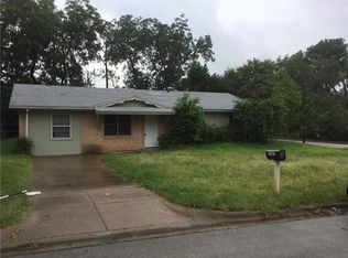 1321 Bryan Dr, Bedford, TX 76022