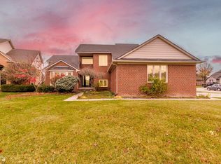 53810 Dana Ct, New Baltimore, MI 48047
