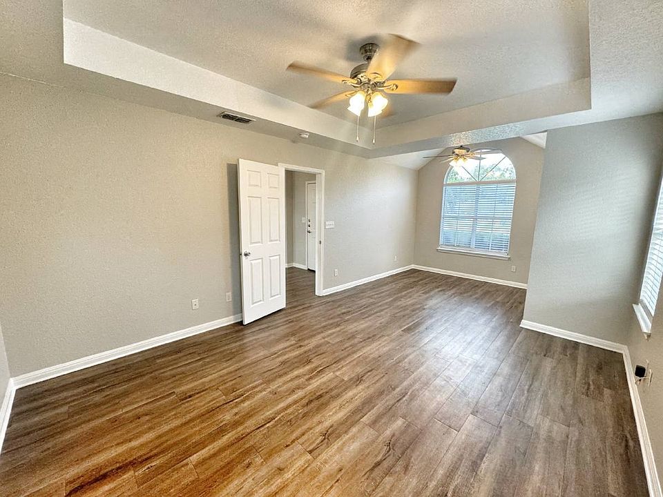 521 Woodlake Dr, Mcqueeney, TX 78123 Zillow