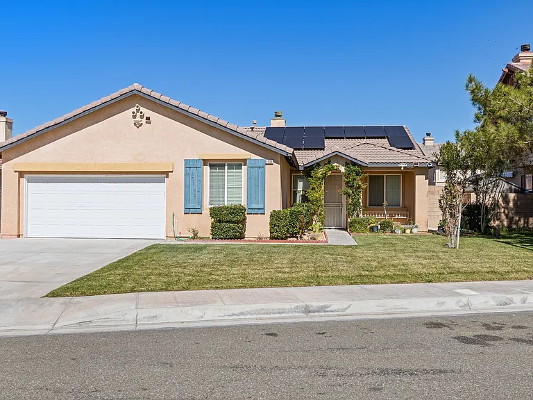 5909 Viking Way — Photo 24