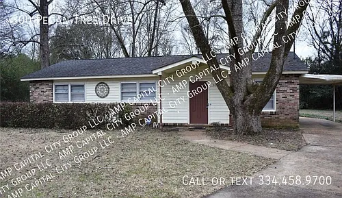 300 Pecan Tree Dr Photo 1