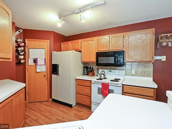 4th image of 11691 Millpond Ave