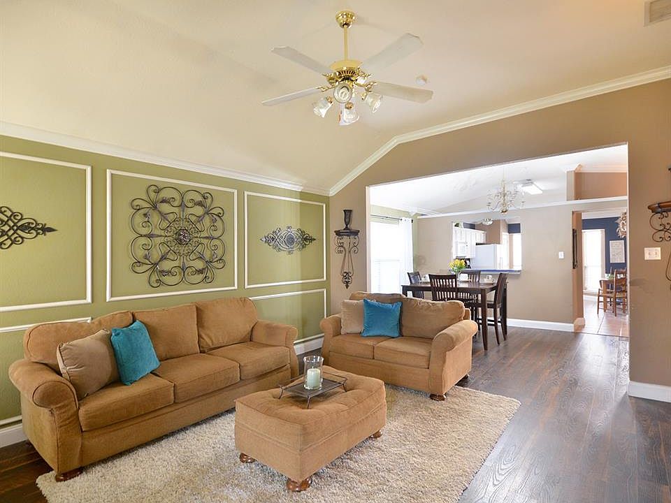 1st image of 1303 Hidden Glade Dr