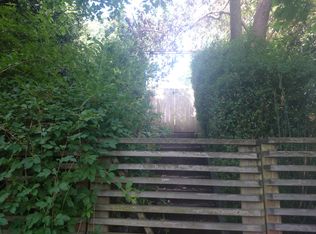 927 22nd Ave, Seattle, WA 98122