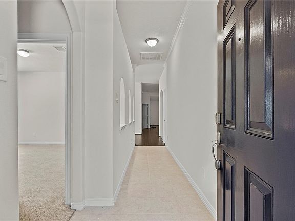 5th image of 3204 Featherwood Lane