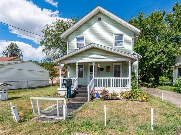 2211 17th St NE, Canton, OH 44705